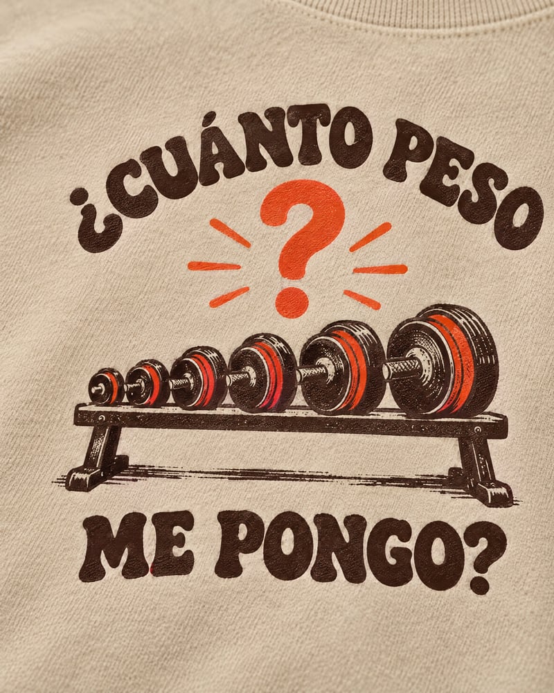 Sudadera oversize «¿Cuánto peso me pongo?», detalle del estampado
