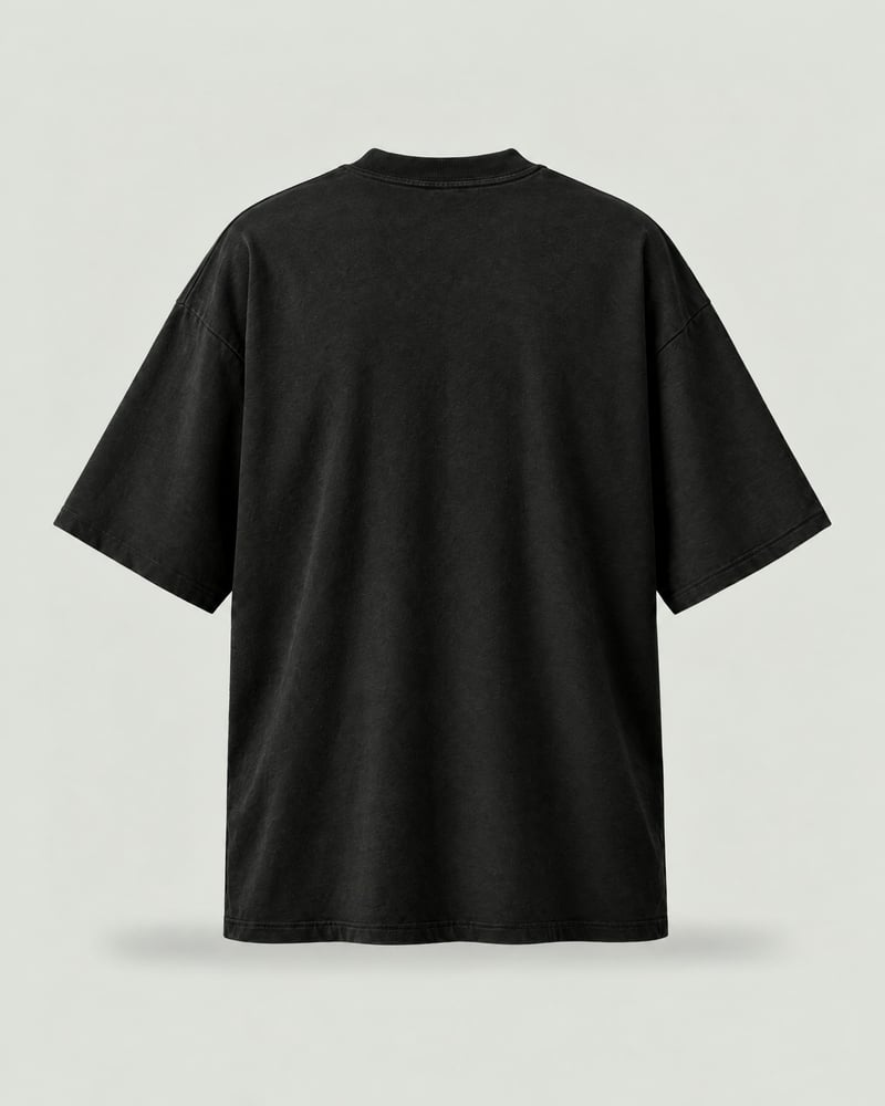 Camiseta oversize «Arroyomolinos», color negro, espalda