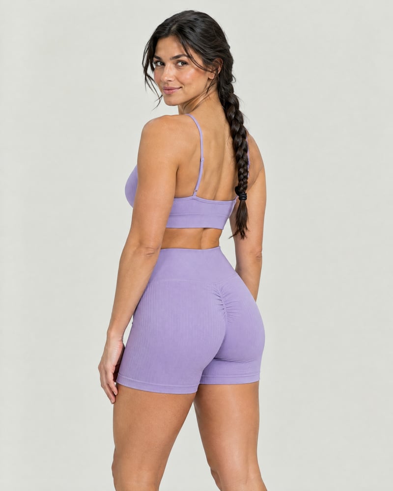 Conjunto Contour · sujetador de tirantes finos y pantalón corto, espalda