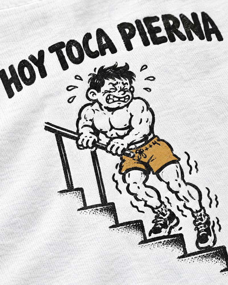 Camiseta «Hoy toca pierna», detalle del estampado